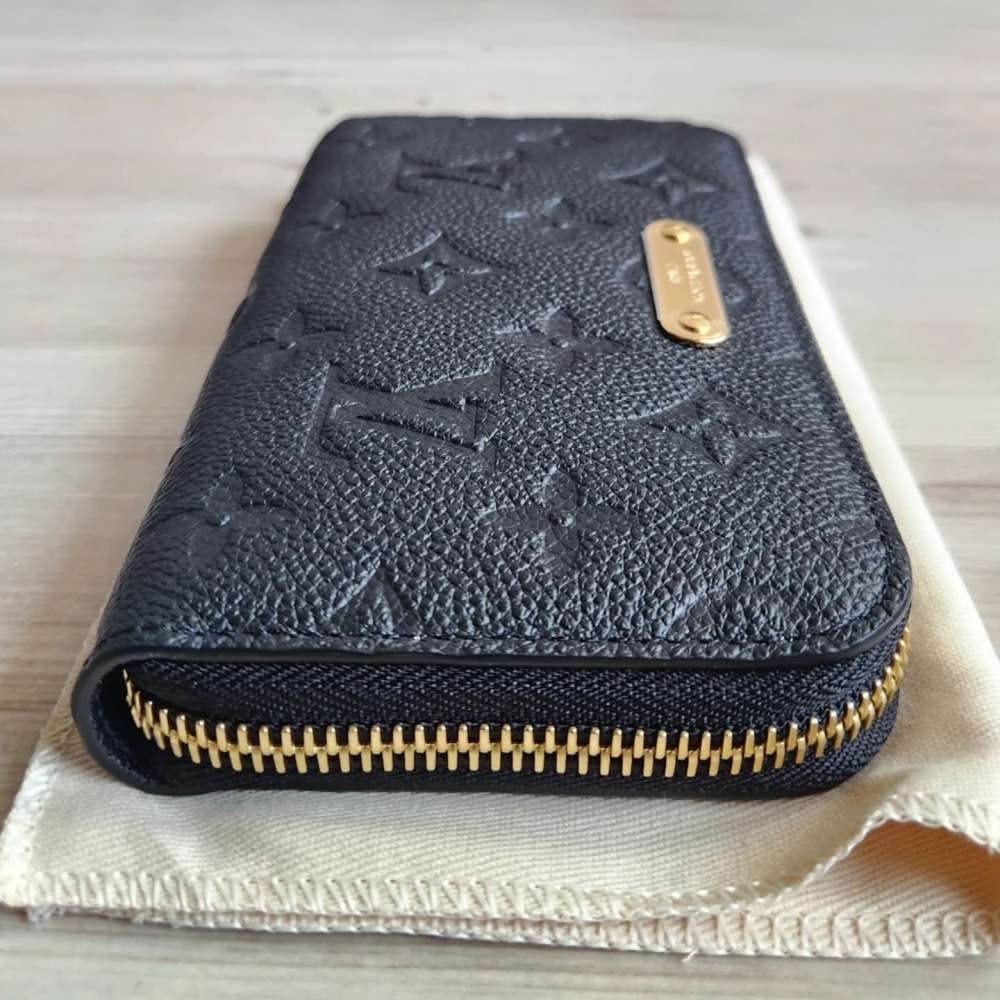 Louis Vuitton Penezenka Margot