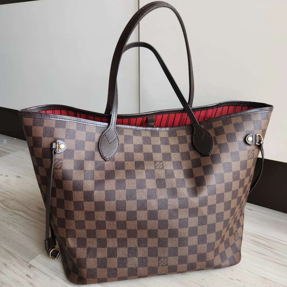 Louis Vuitton Neverfull MM