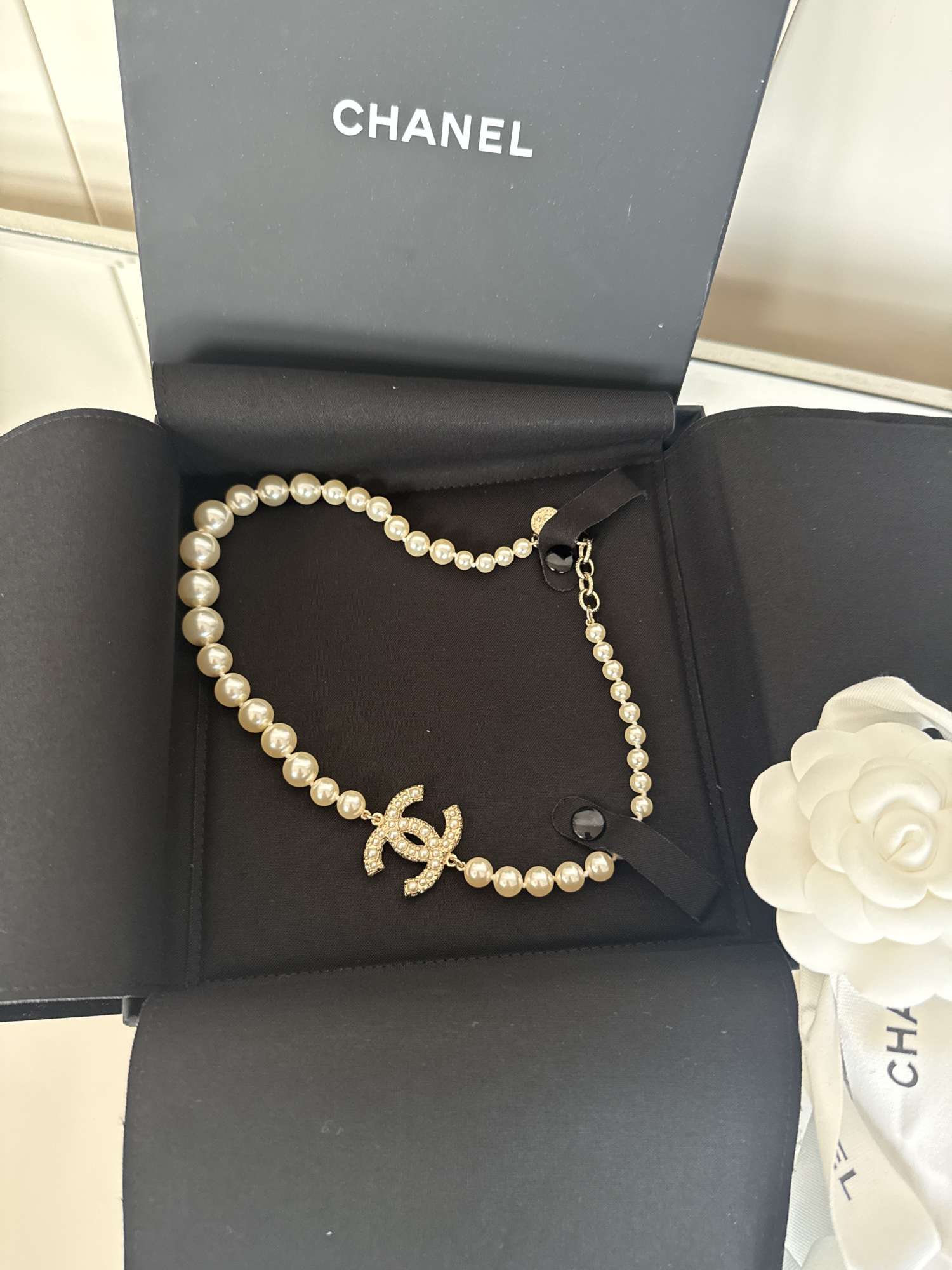 Chanel perly nahrdelnik