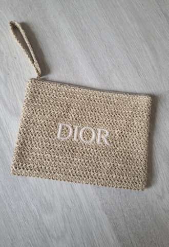 https://vipluxury.sk/Dior clutch