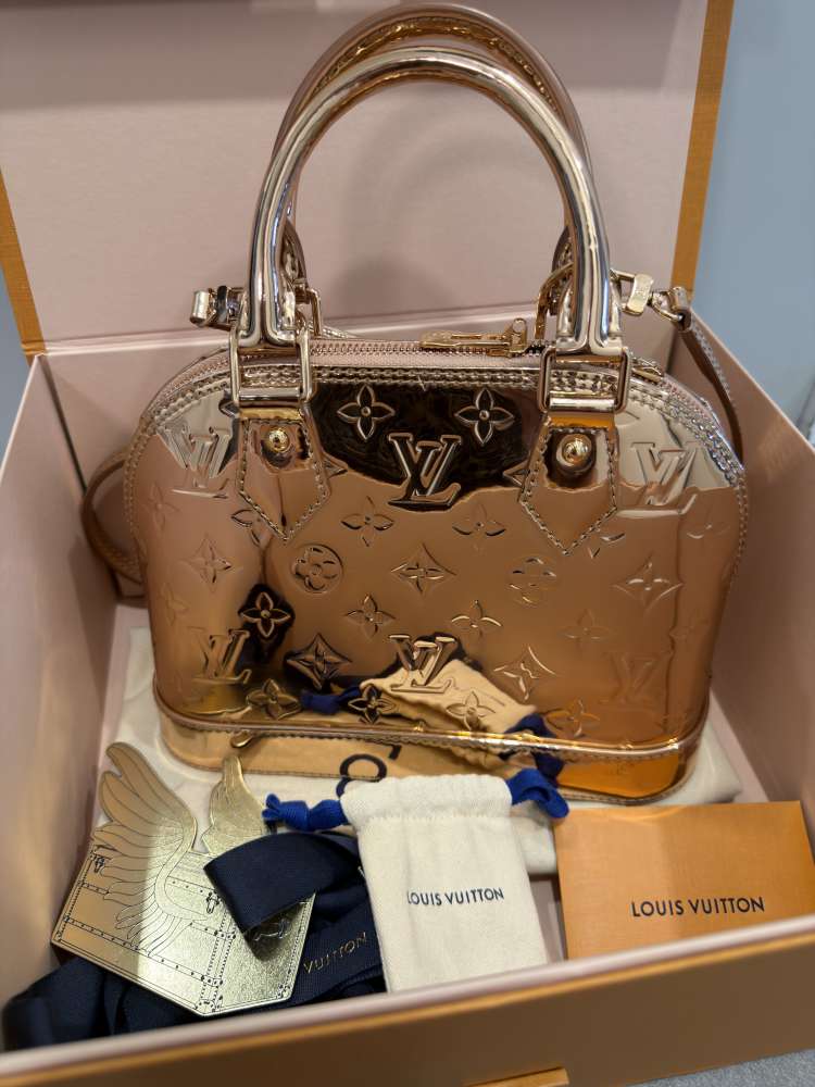 Nová limitka LV SKI kabelka Rose gold