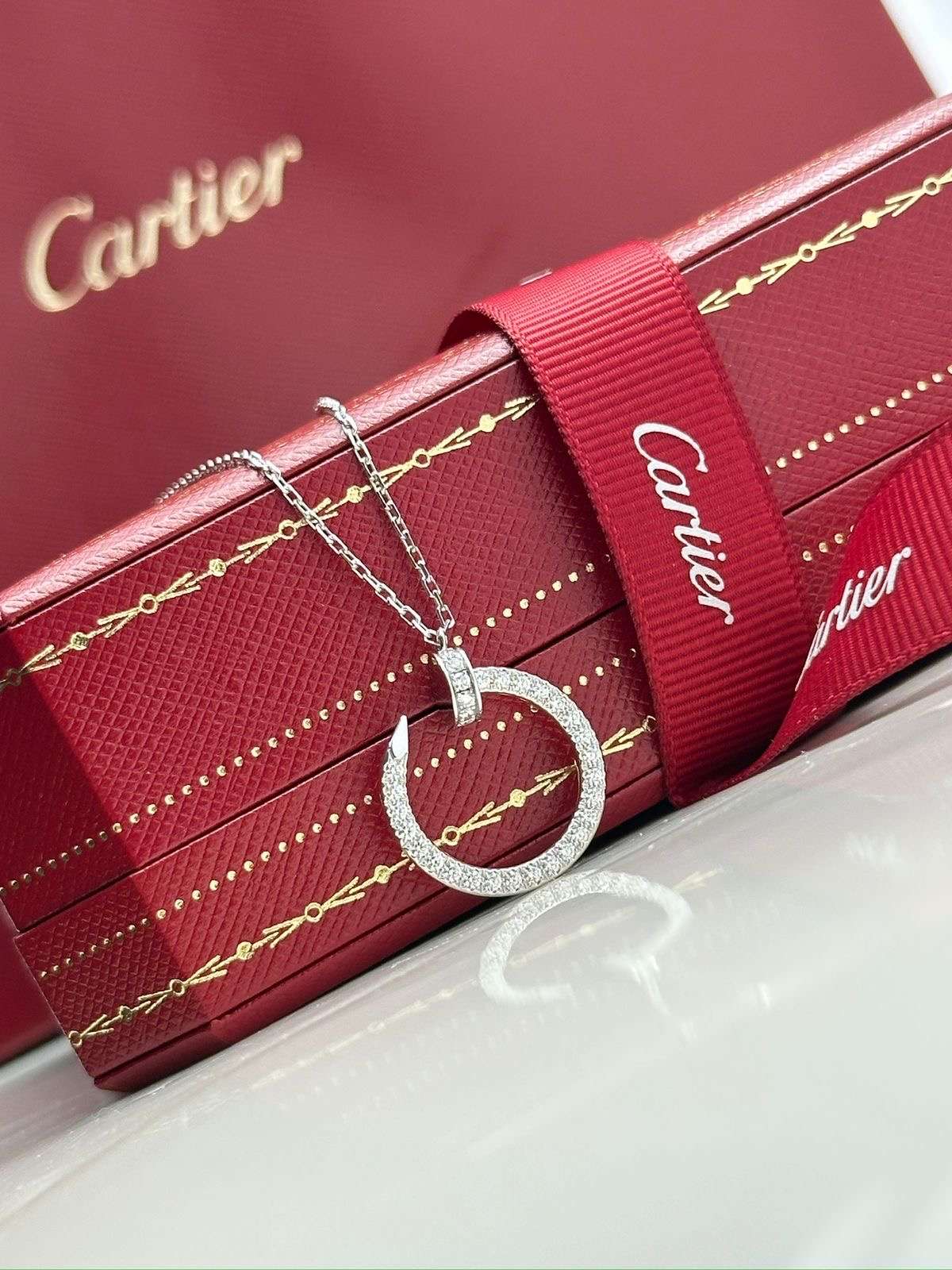 Cartier Juste un clou nahrdelnik