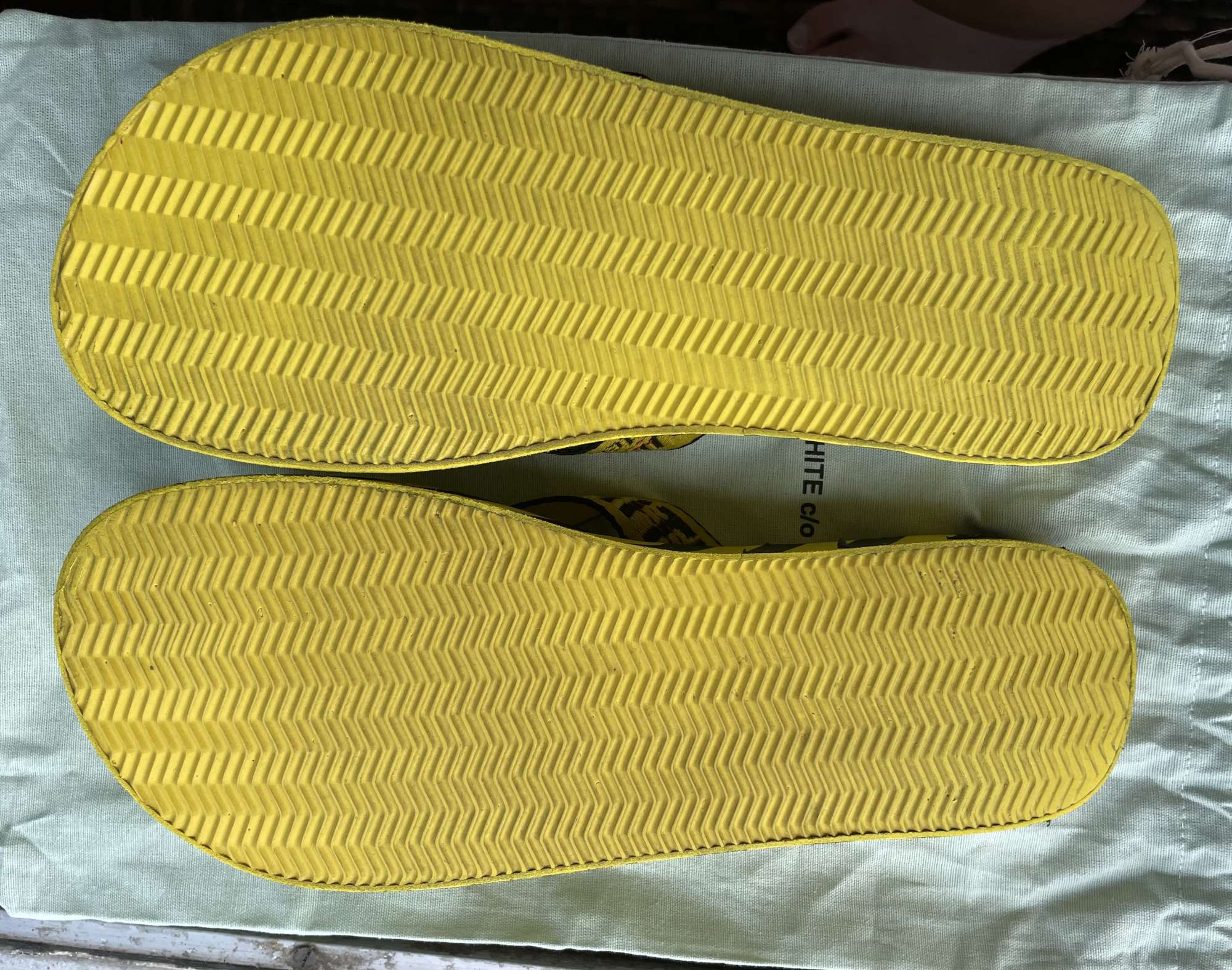 Šlapky OFF - WHITE
