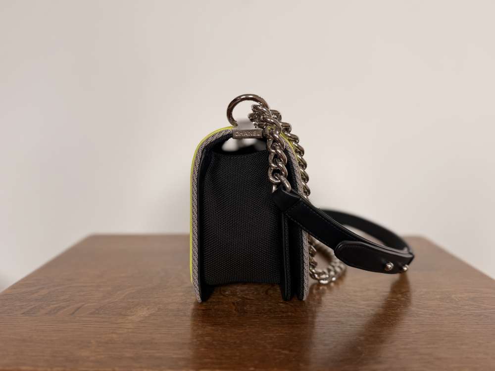 Chanel Boy medium
