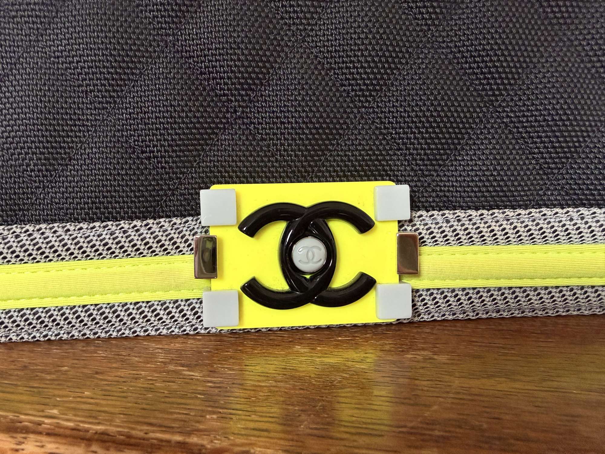 Chanel Boy medium