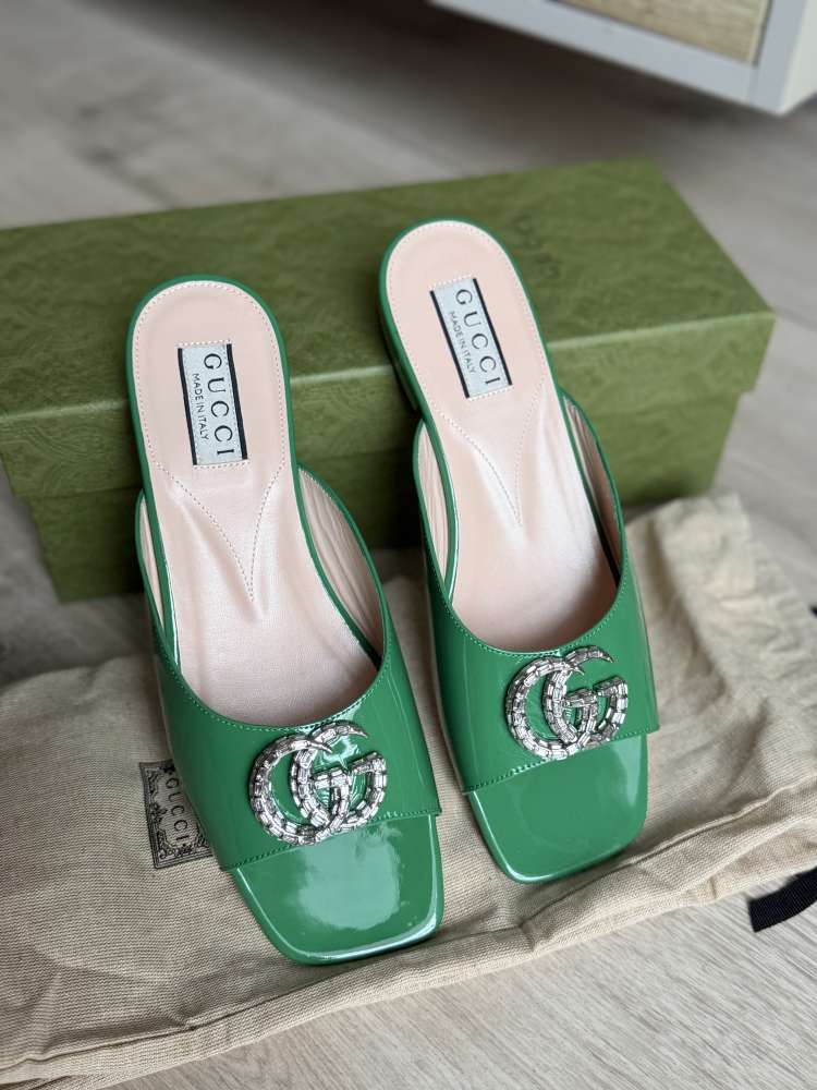 Šľapky Gucci