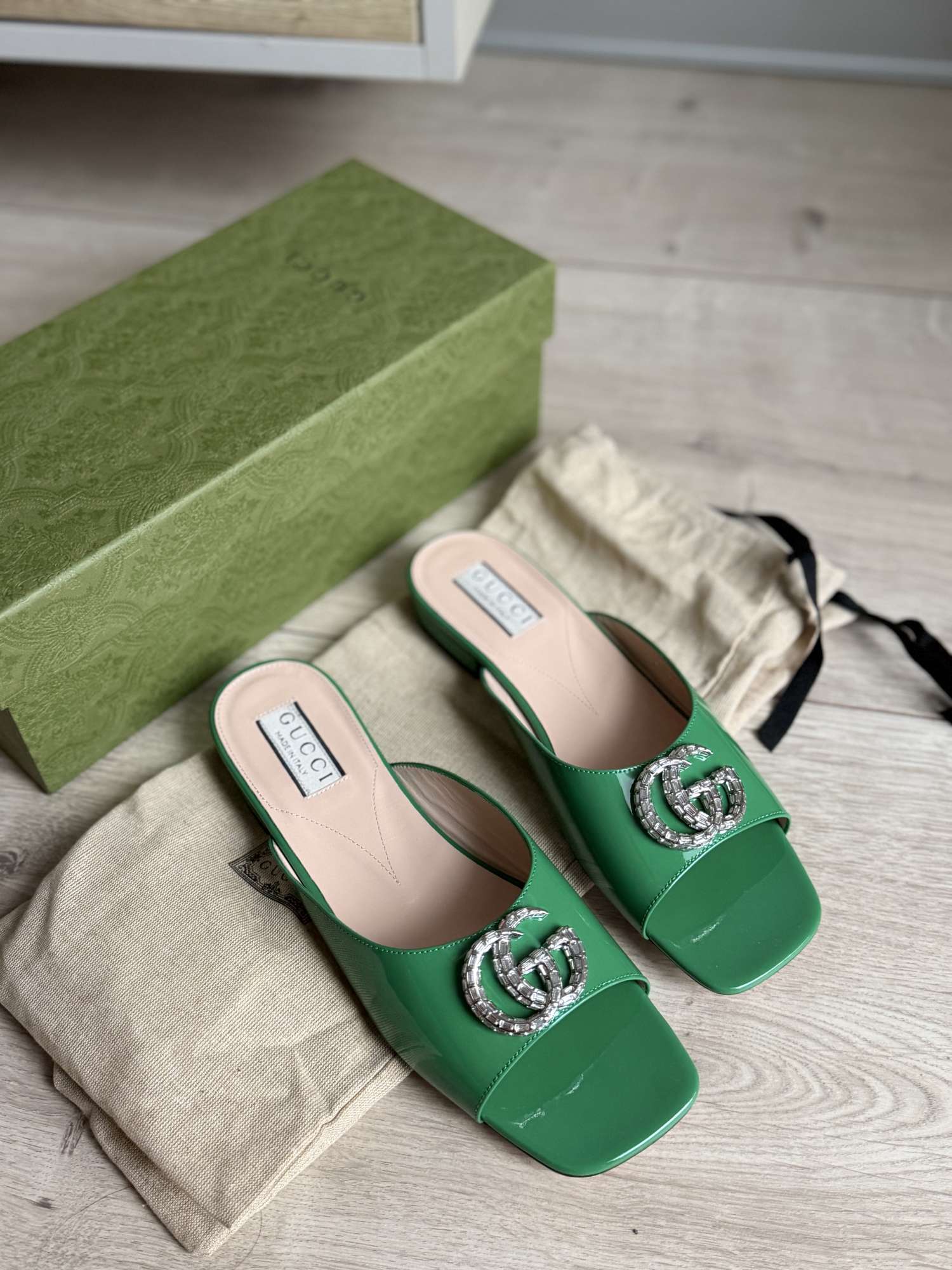 Šľapky Gucci