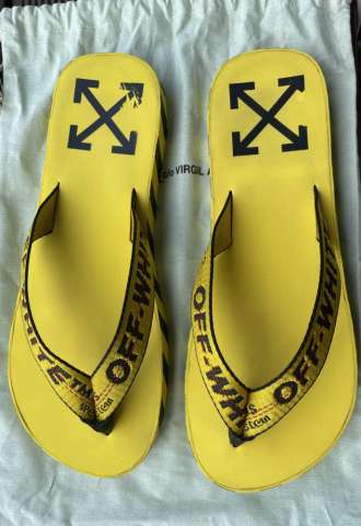 https://vipluxury.sk/OFF WHITE