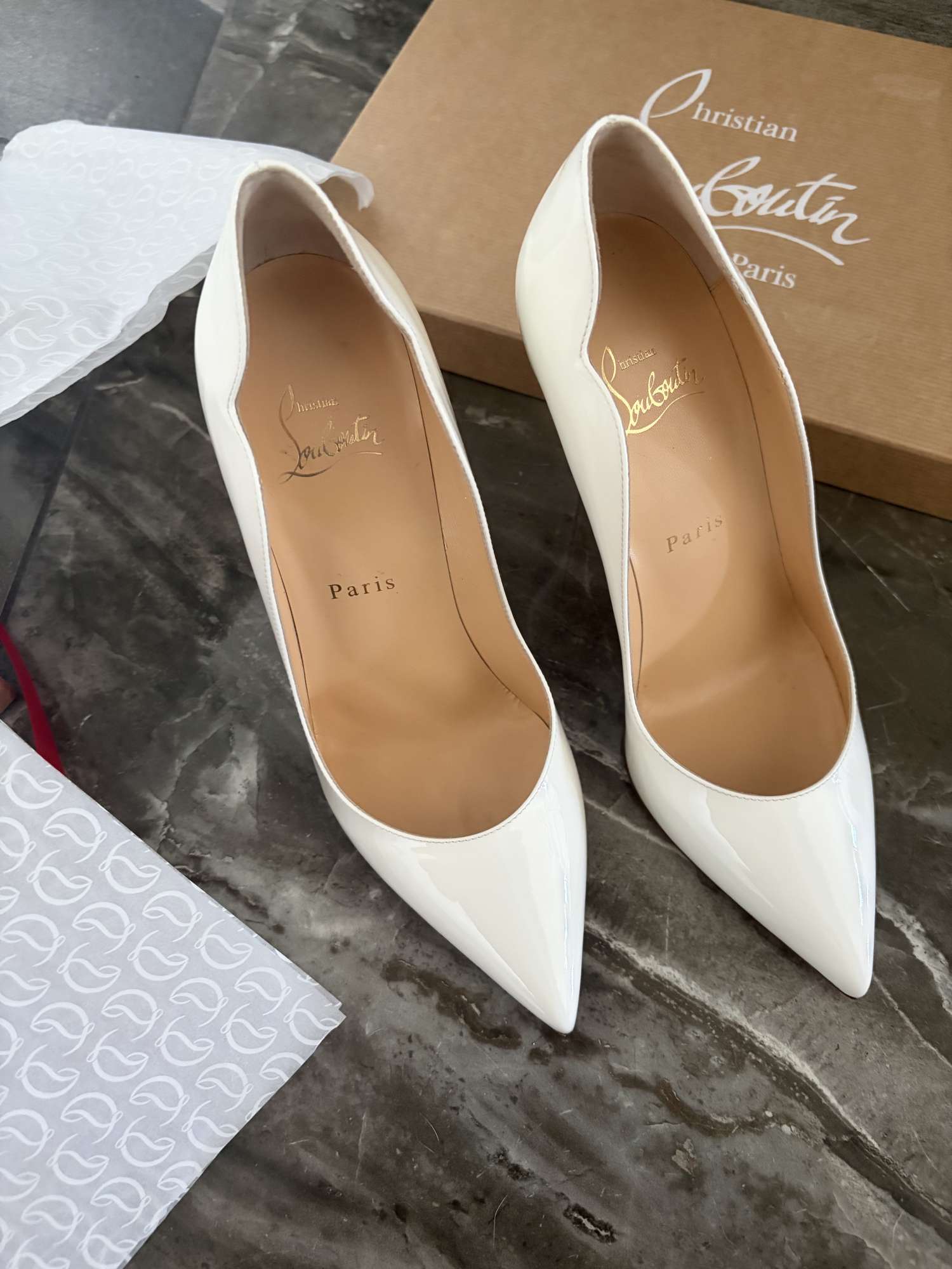 Christian Louboutin Hot Chick 100