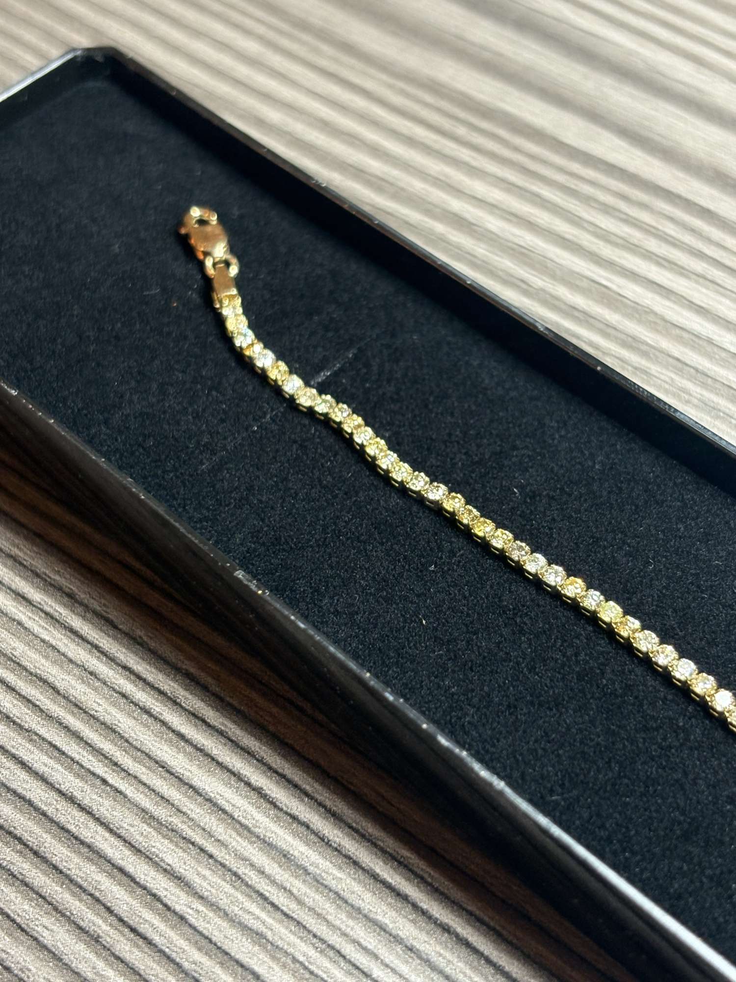 Nový diamantový náramok z 14K zlata s IGI certifikátom