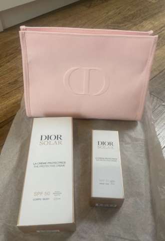 https://vipluxury.sk/Dior kozmetická taška plus 2 produkty