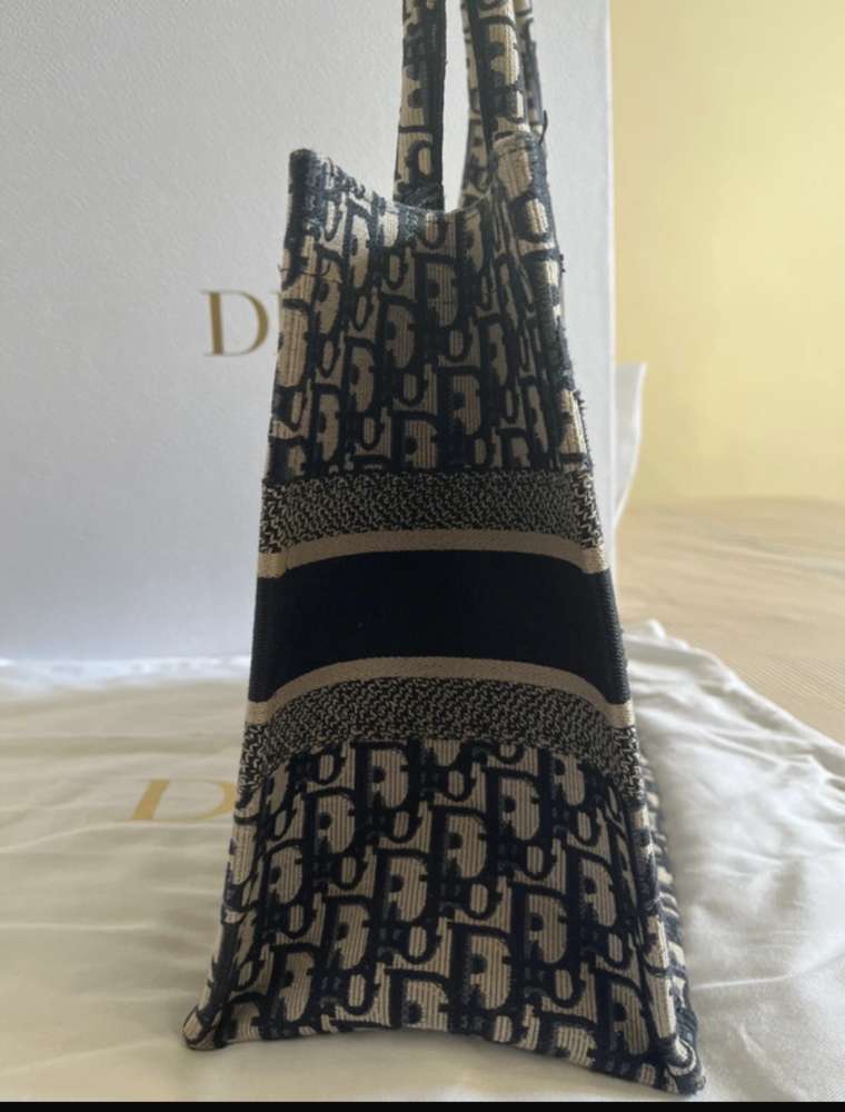 Dior médium tote bag