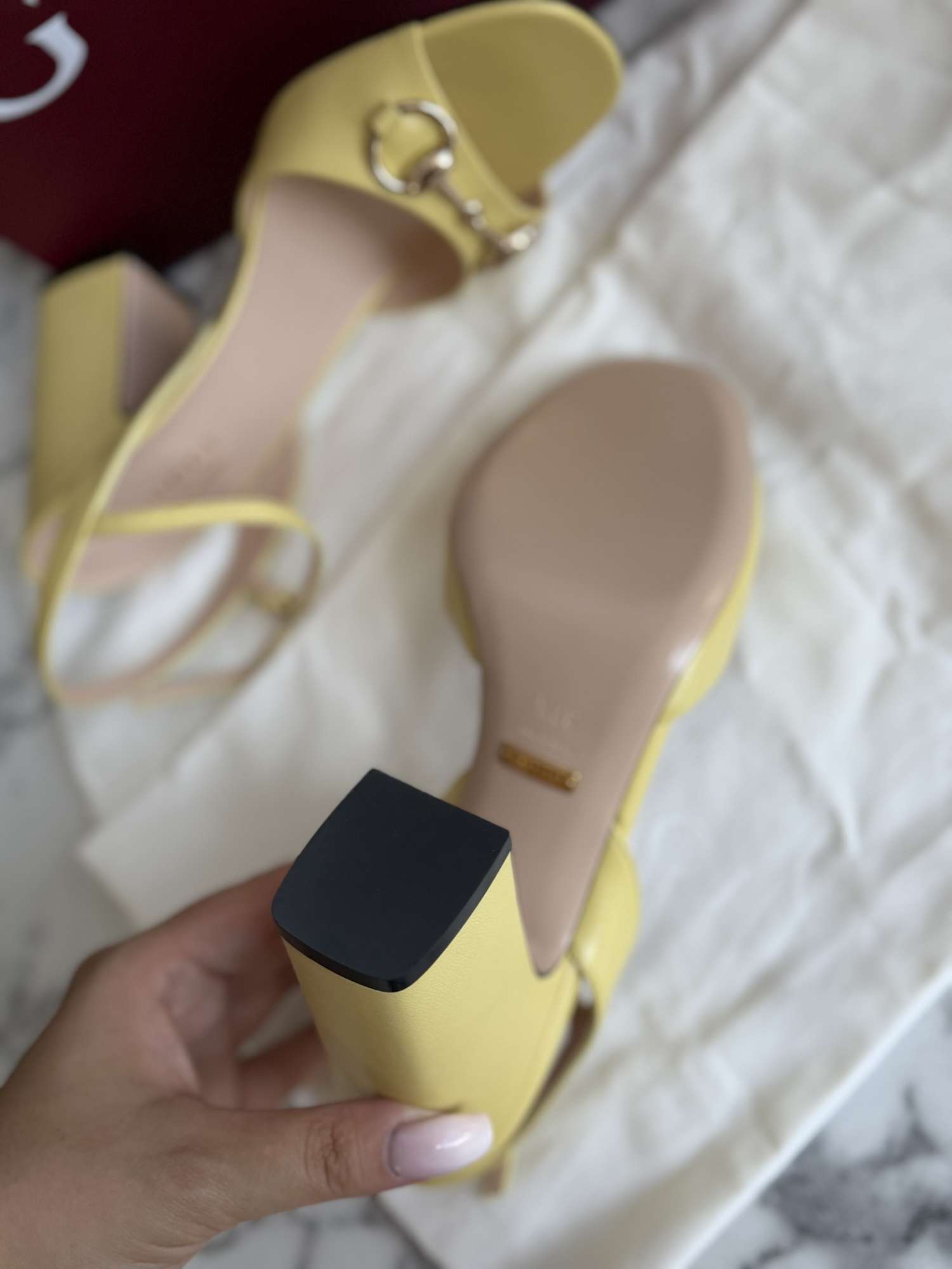Sandále Gucci