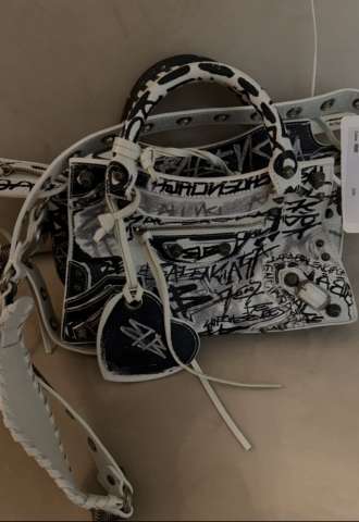 https://vipluxury.sk/Neo cagole city XS Balenciaga