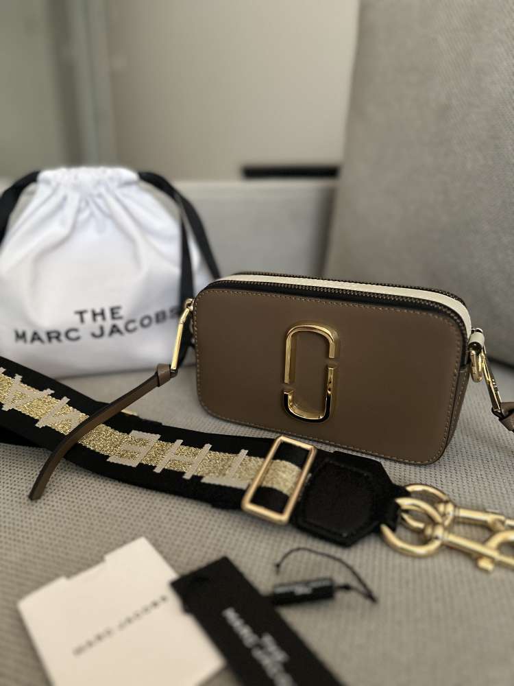 Marc Jacobs Snapshot