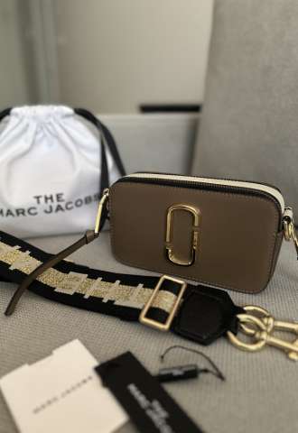 https://vipluxury.sk/Marc Jacobs Snapshot