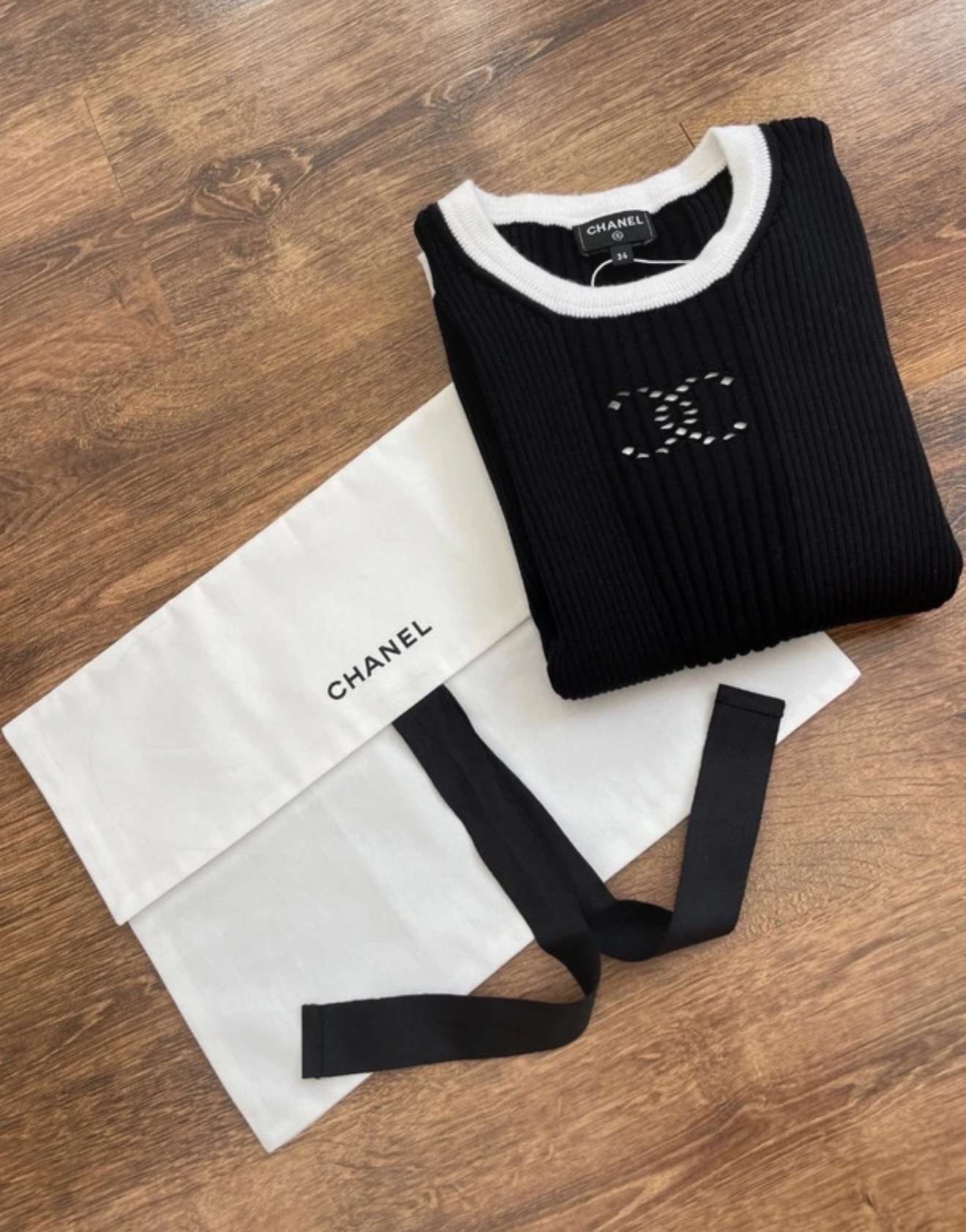 Chanel svetrik/tricko