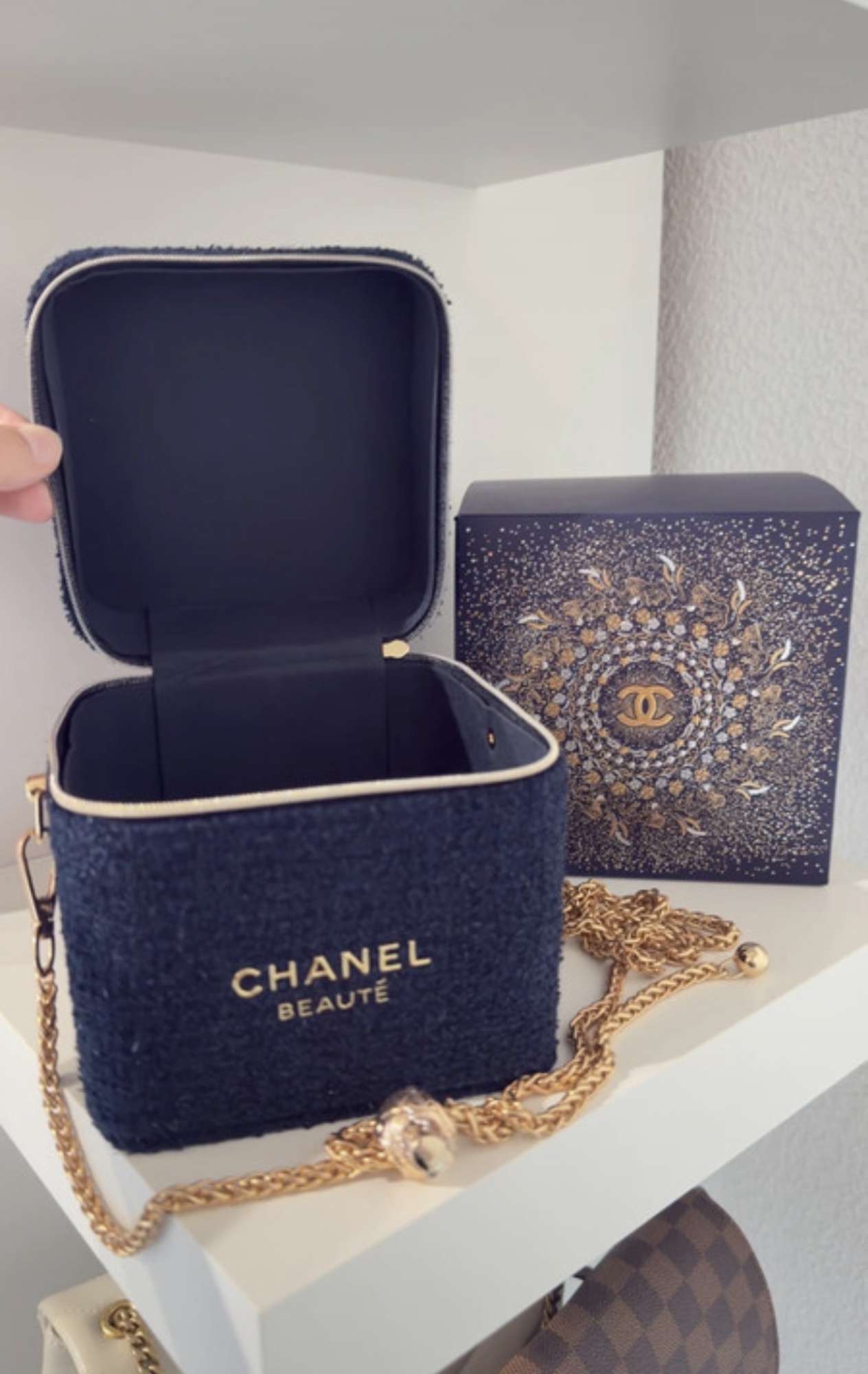 Chanel beaute taška