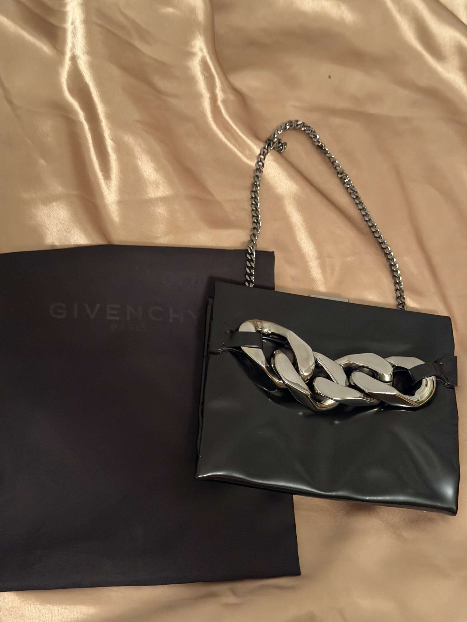 Givenchy kabelka