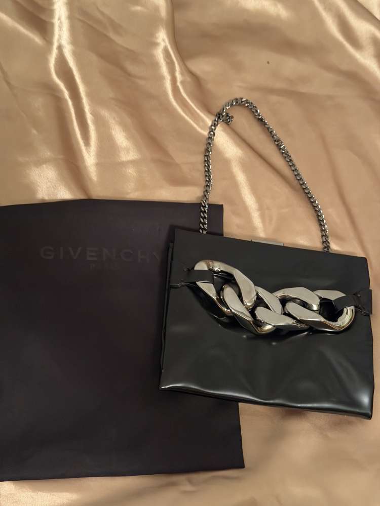 Givenchy kabelka