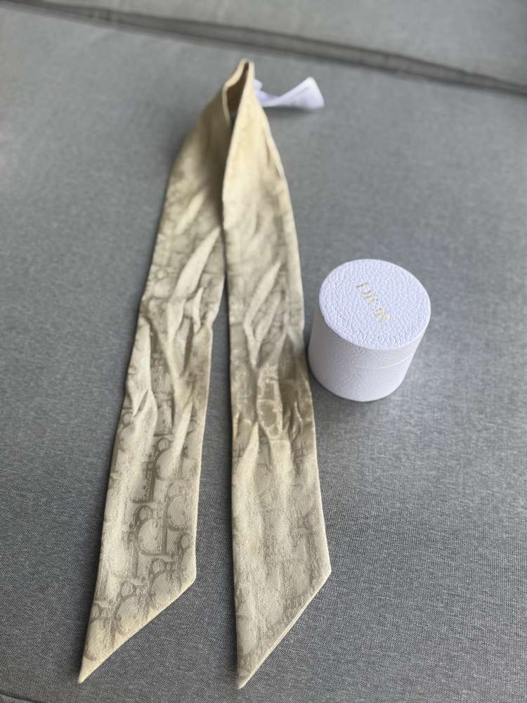 Dior Mitzah