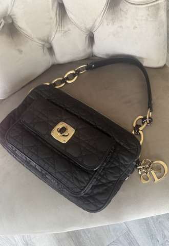 https://vipluxury.sk/Christian Dior Cannage Charming pocket