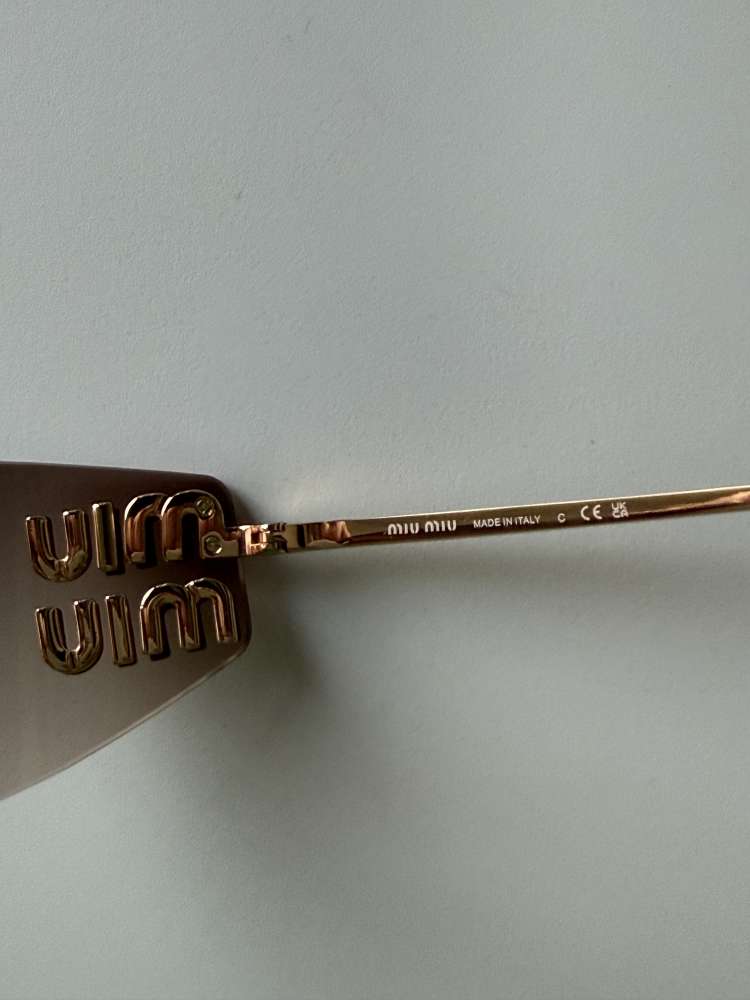 Slnečné okuliare Miu Miu Aube