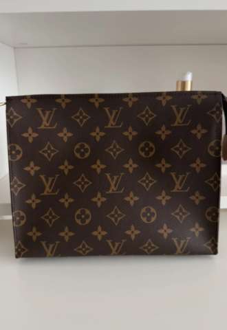 https://vipluxury.sk/Louis Vuitton toiletka 26