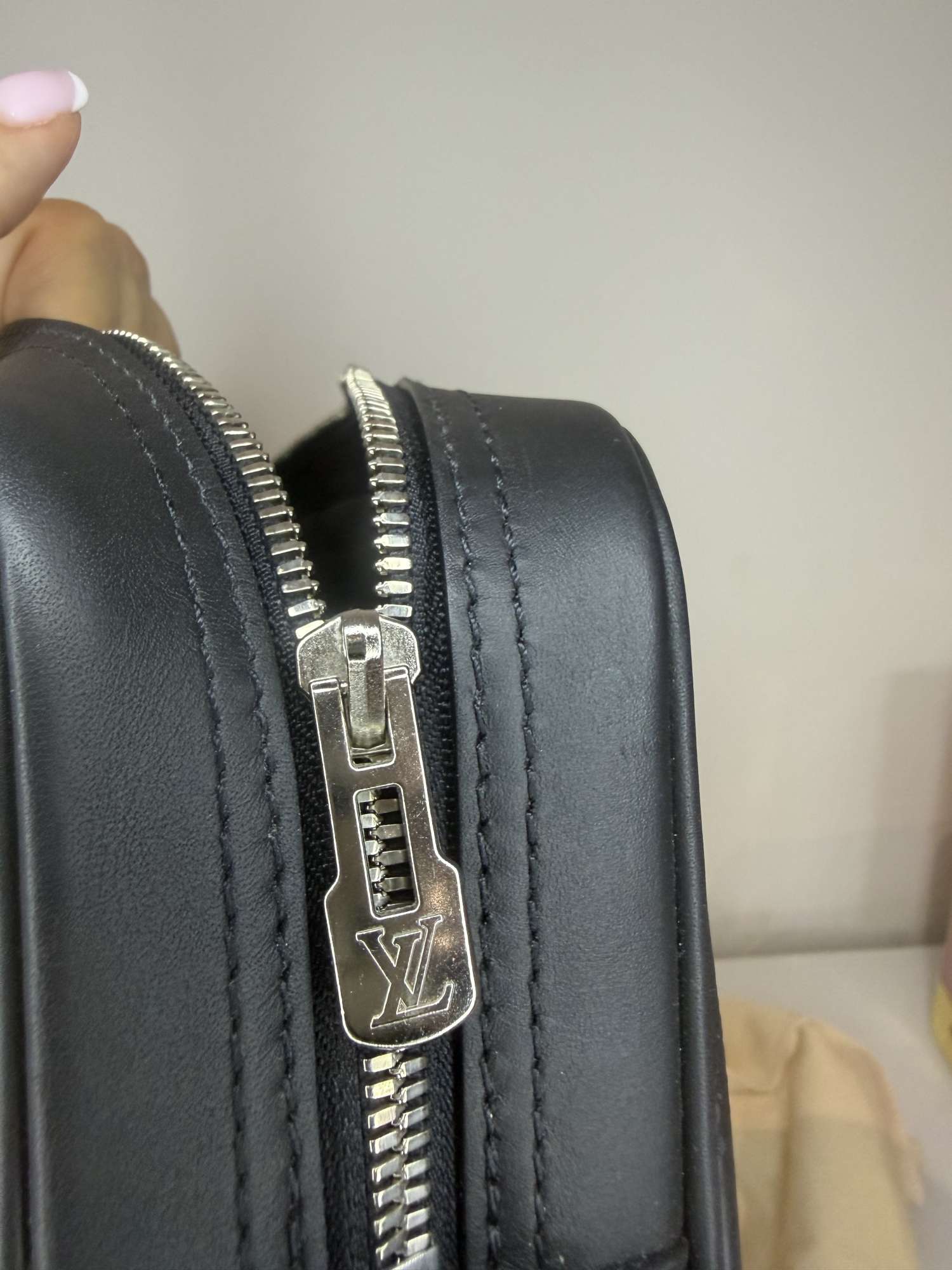 Louis Vuitton Porte-Documents Voyage — Damier Infini Leather 🖤