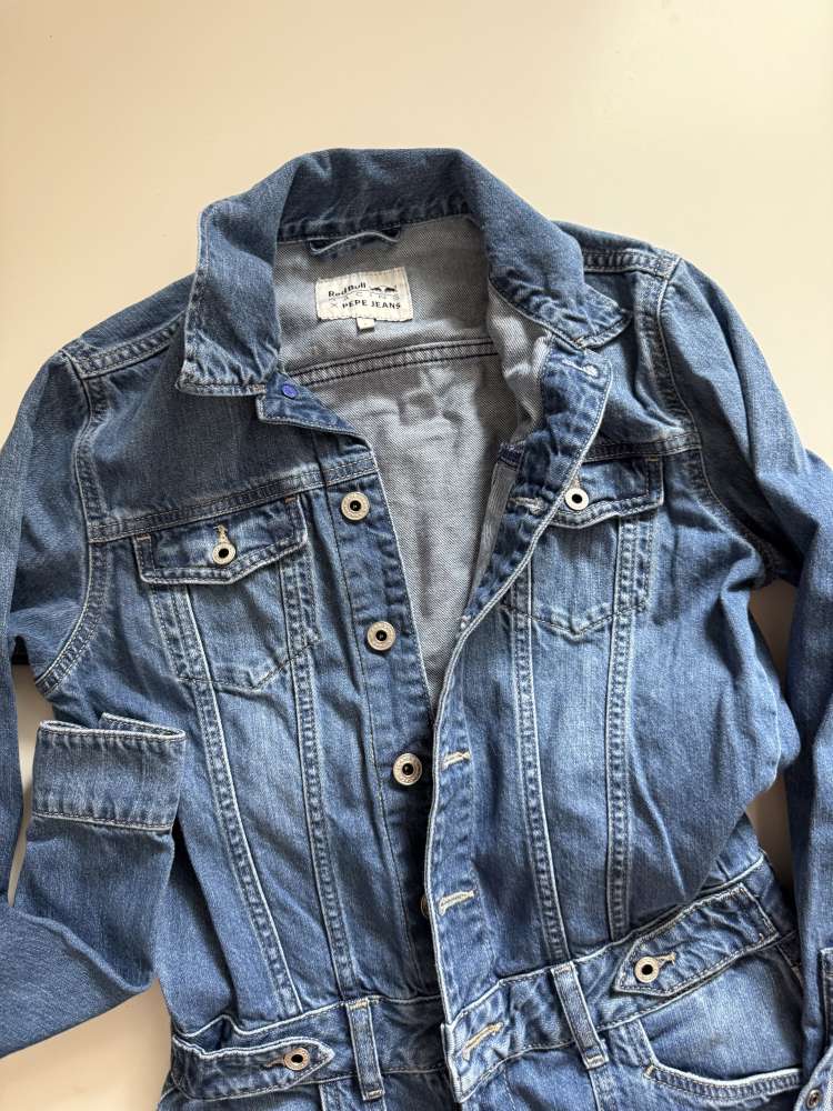 Rifľový overal redbul Pepe jeans s