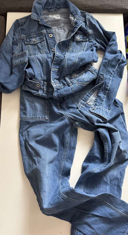Rifľový overal redbul Pepe jeans s