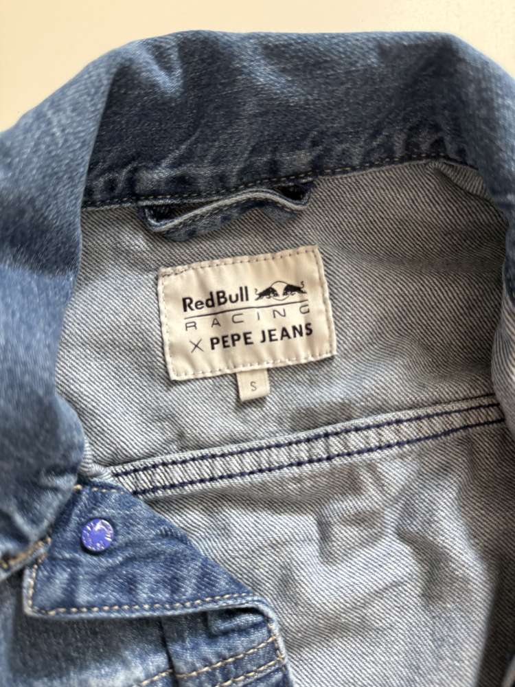 Rifľový overal redbul Pepe jeans s