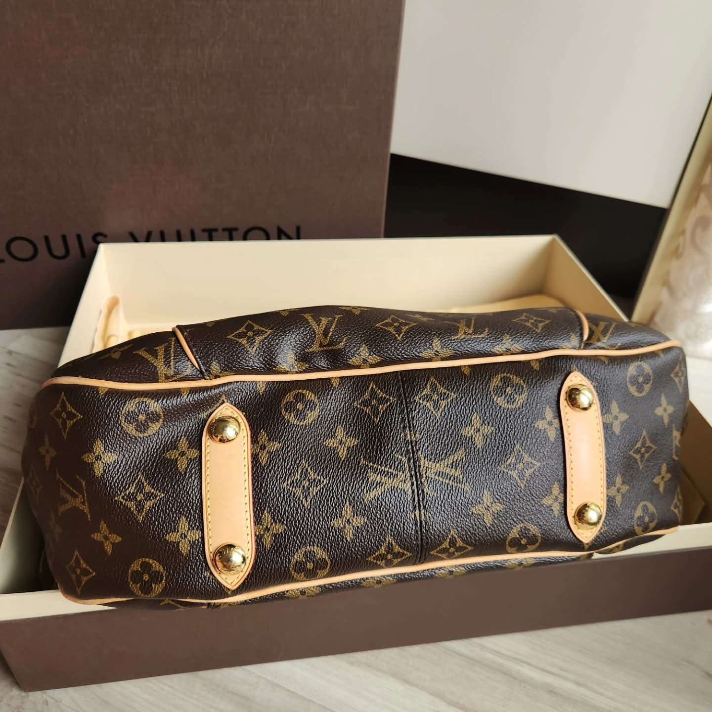 Louis Vuitton Galliera PM