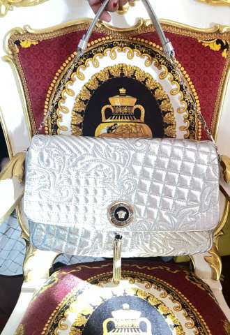 https://vipluxury.sk/Versace bag
