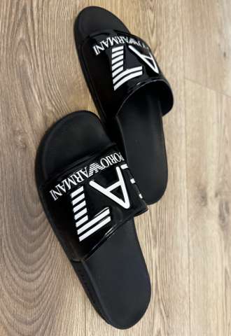 https://vipluxury.sk/Šlapky Emporio Armani