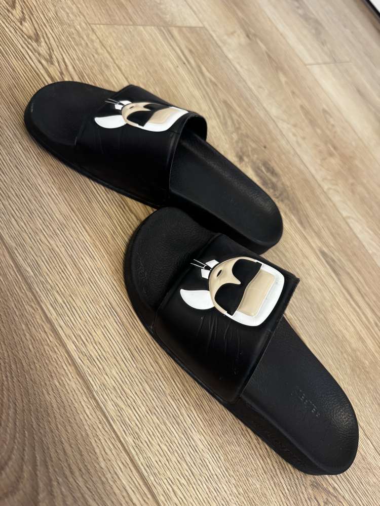 Šlapky Karl Lagerfeld