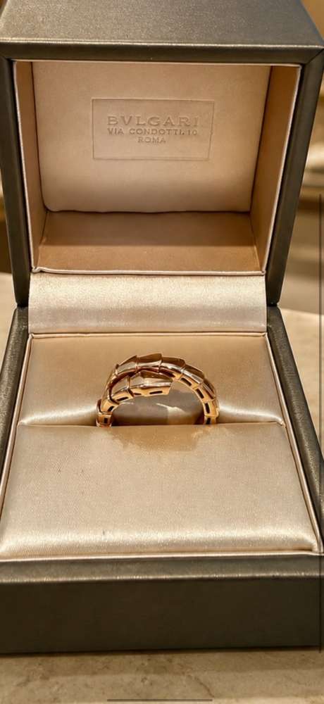Bvlgari serpenti prsteň