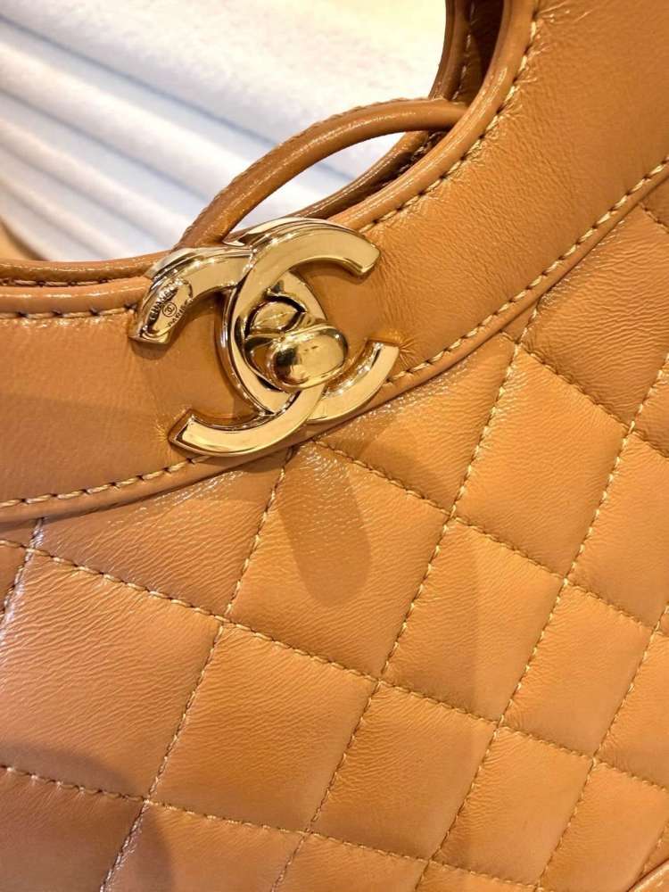 Chanel 31 mini shopping bag