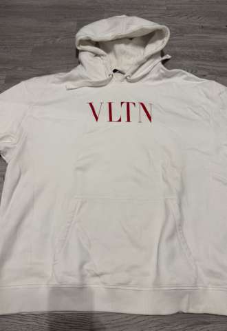 https://vipluxury.sk/Valentino mikina