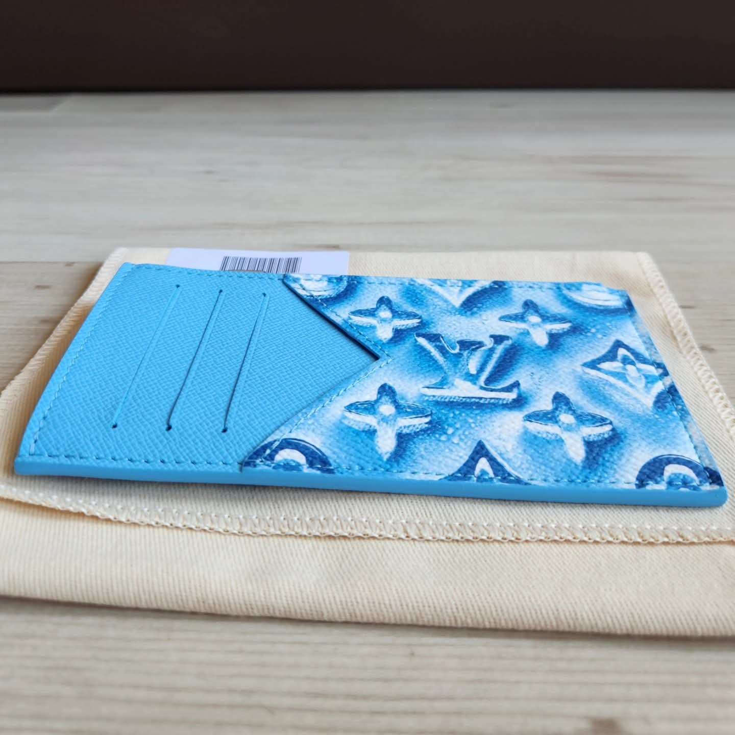 Louis Vuitton Zippy Coin