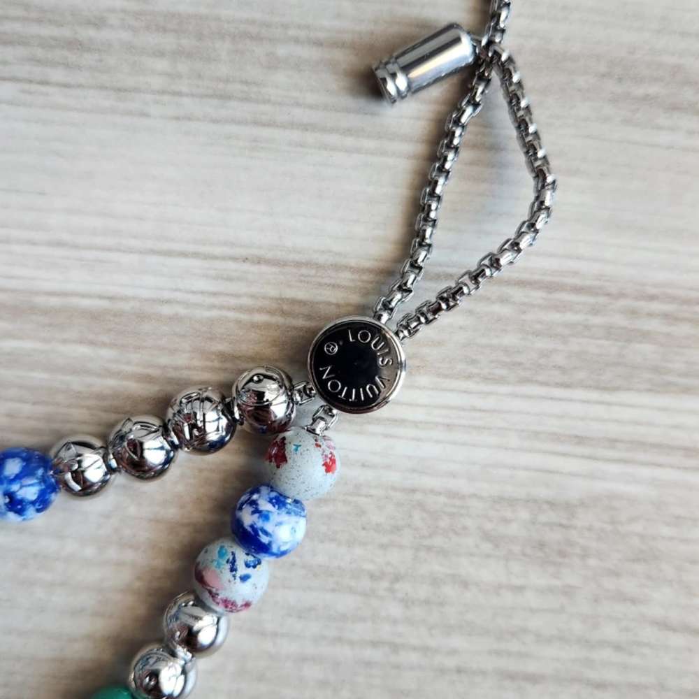 Louis Vuitton Naramek