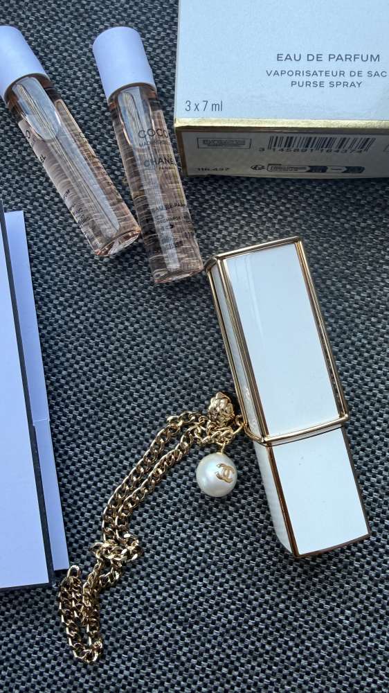 Chanel beauty set