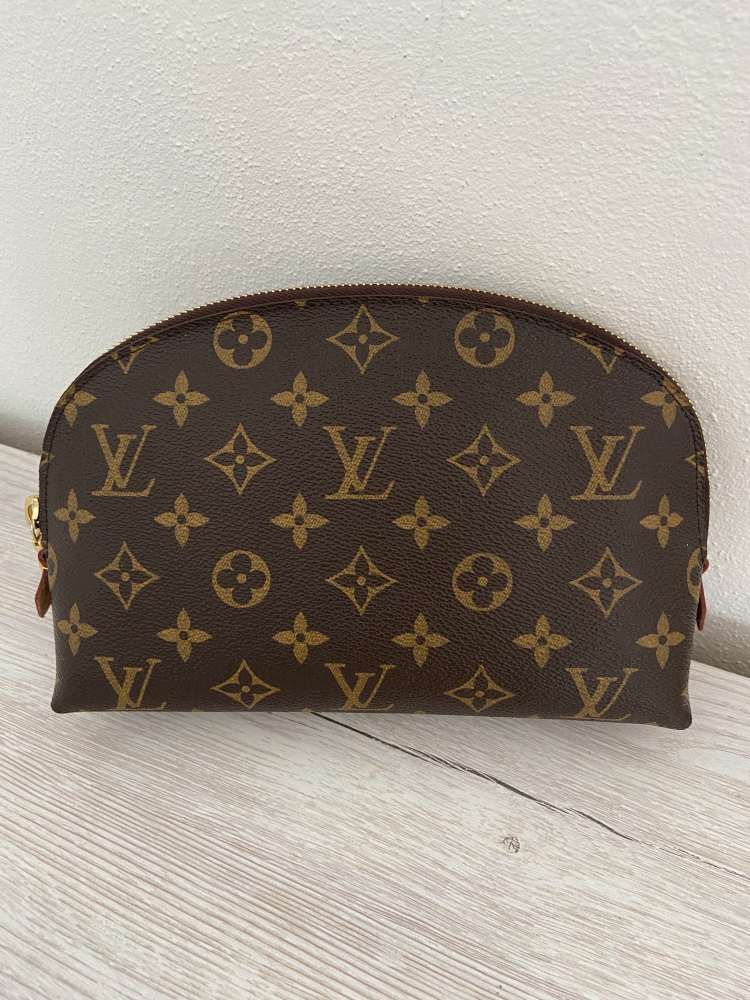 Louis Vuitton kozmeticka tasticka