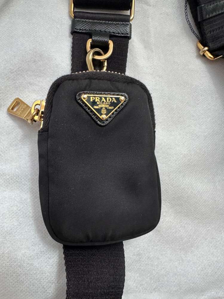 Prada kabelka