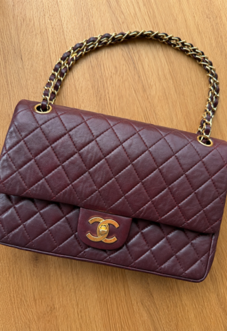 https://vipluxury.sk/Vintage chanel classic flap