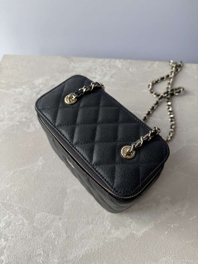 CHANEL Vanity GHW Caviar Black kabelka taška
