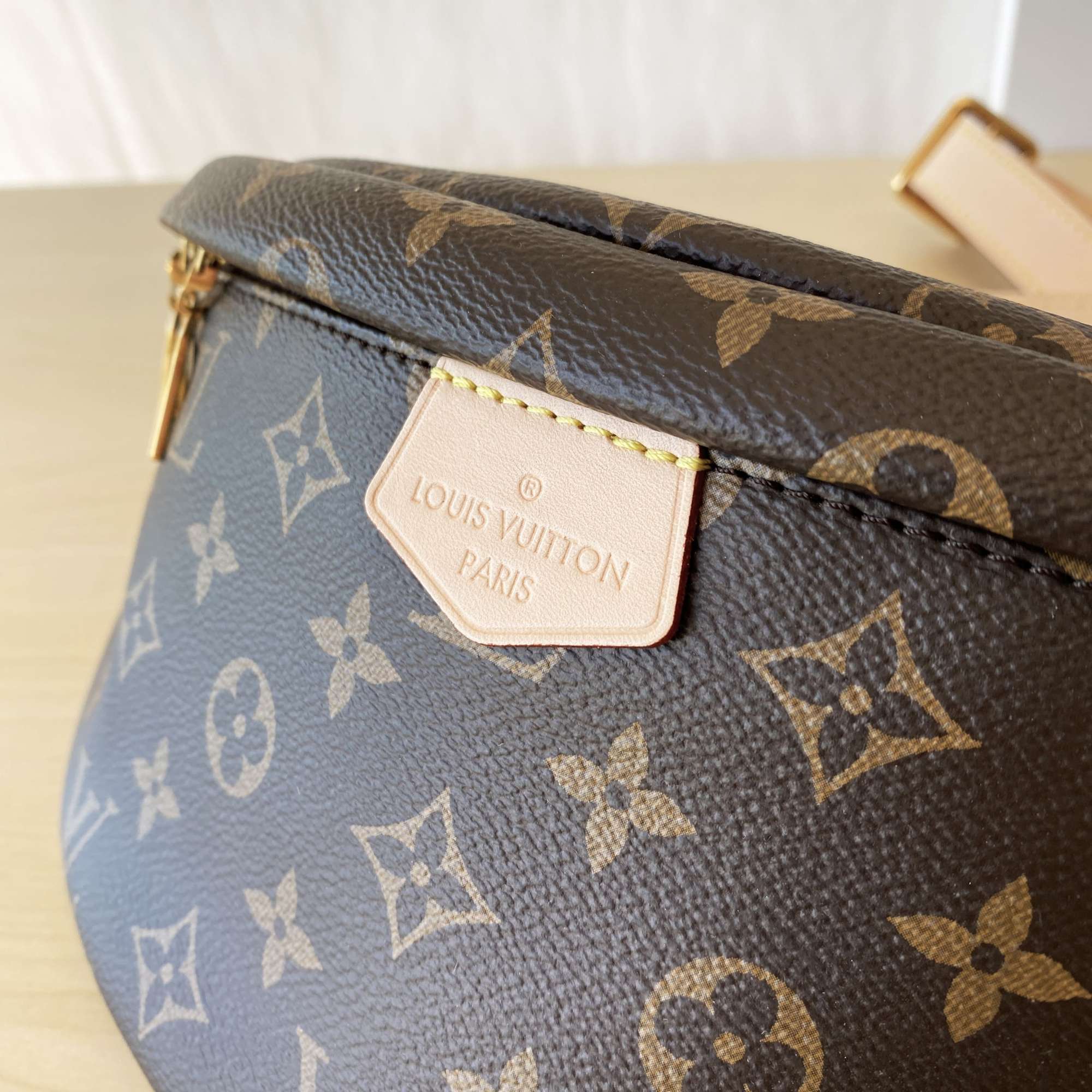 LOUIS VUITTON Bumbag taška ľadvinka | Komplet balenie + blok