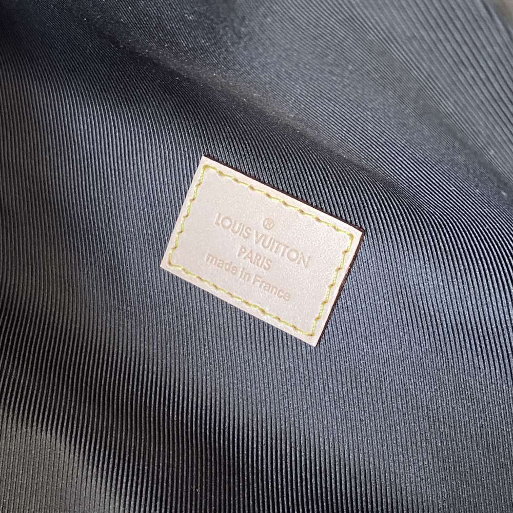 LOUIS VUITTON Bumbag taška ľadvinka | Komplet balenie + blok