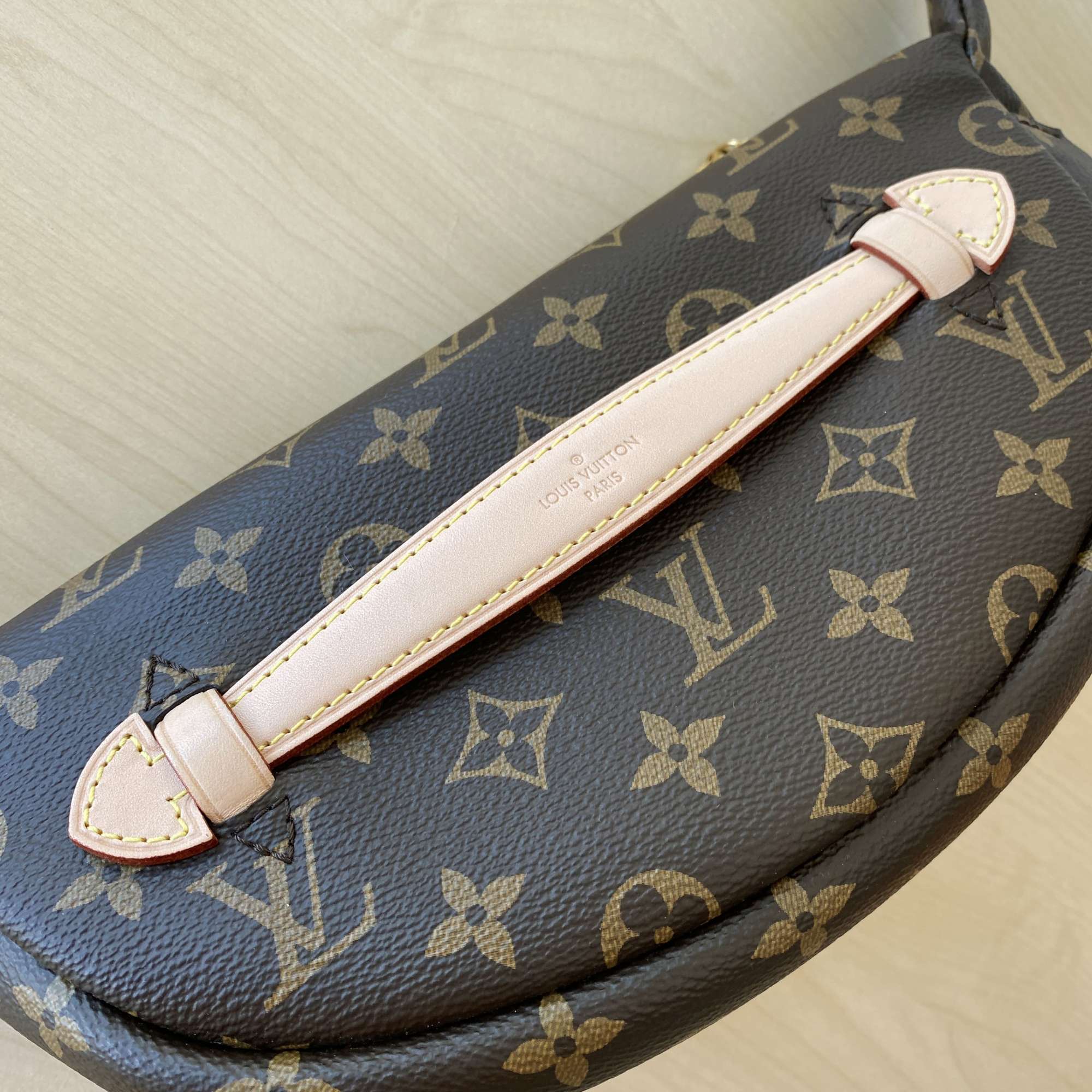 LOUIS VUITTON Bumbag taška ľadvinka | Komplet balenie + blok