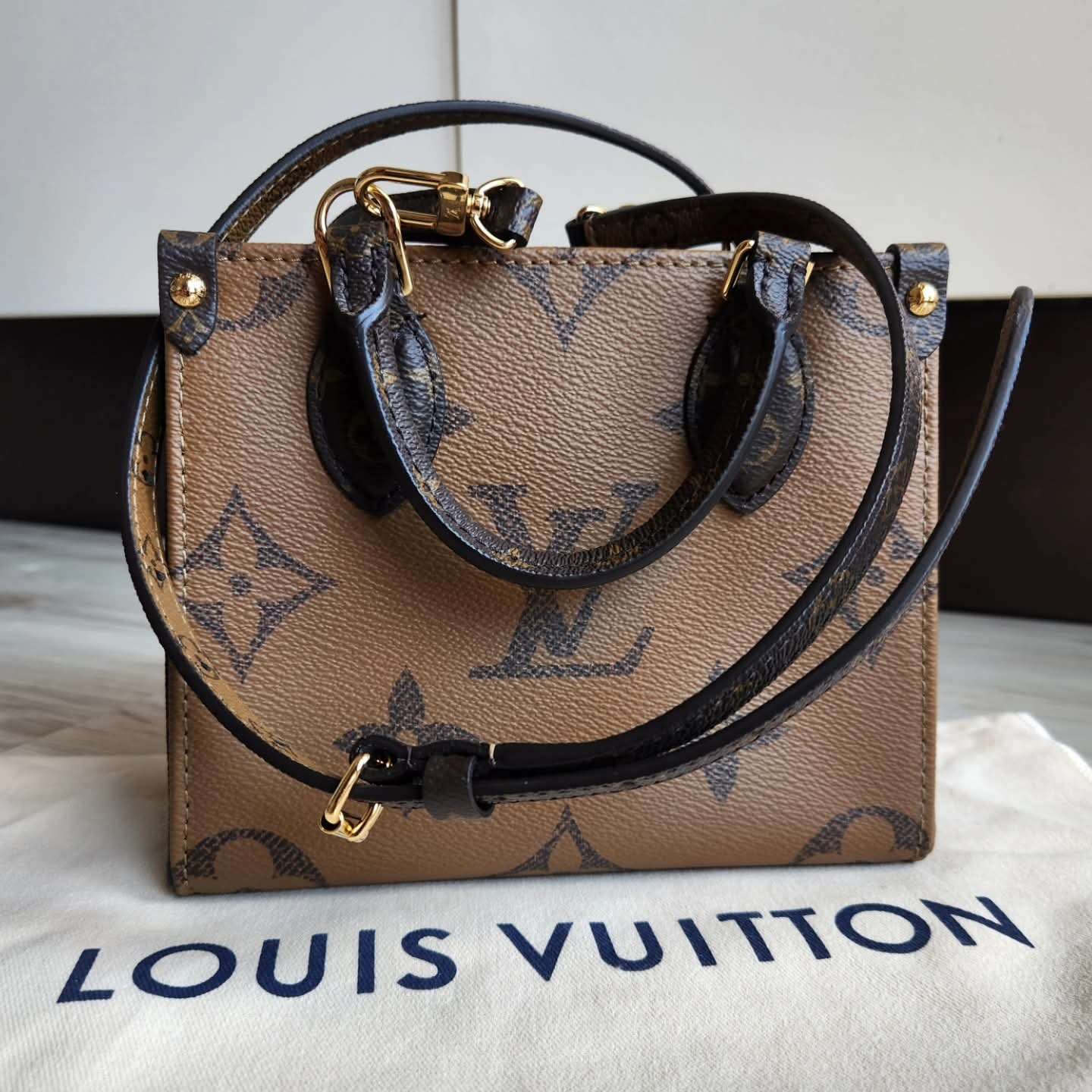 Louis Vuitton OnTheGo BB